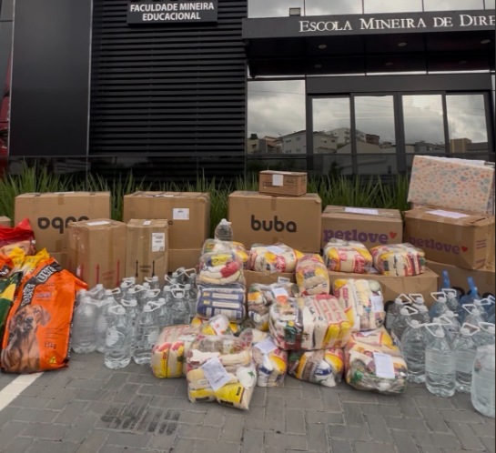 Solidariedade em ação: Escola Mineira de Direito mobiliza comunidade e envia doações para Juiz de Fora