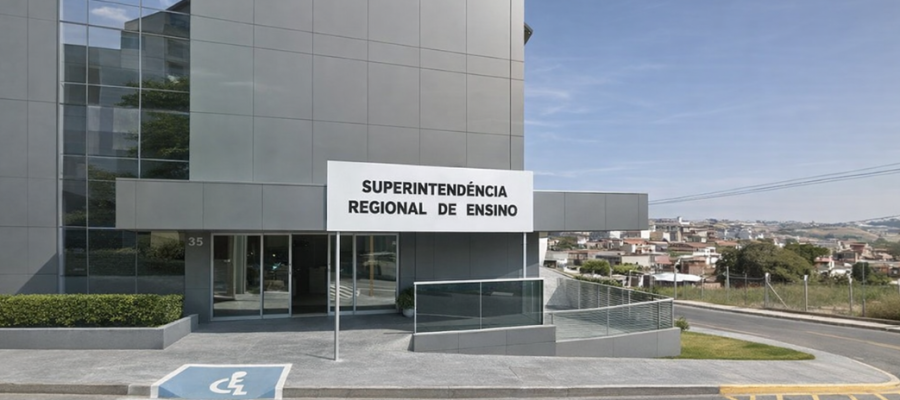 EMD participa de reunião com Superintendência de Educação para debater o ECA Digital